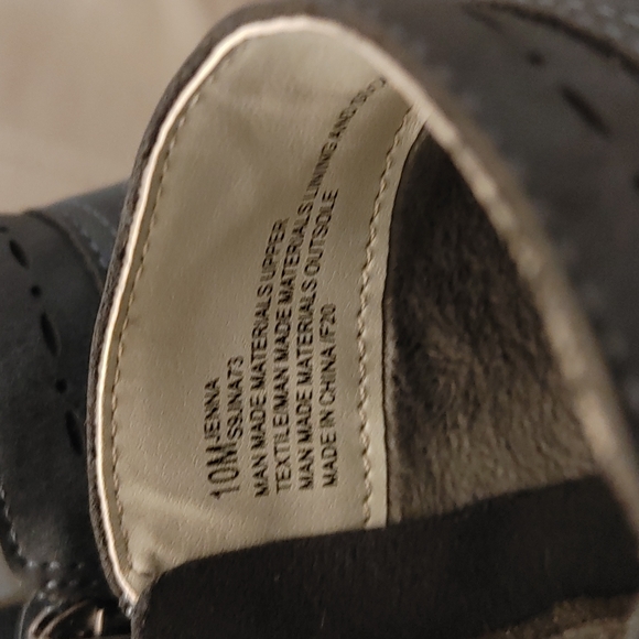 JSport Ankle Boots - Picture 3 of 5